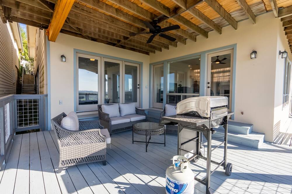 Photo of Patio Balcony in Cat Mountain Villas