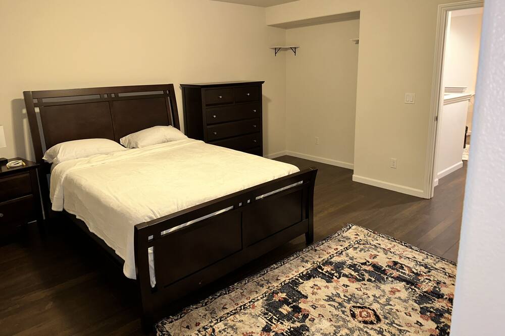 Photo of Bedroom in Salinas