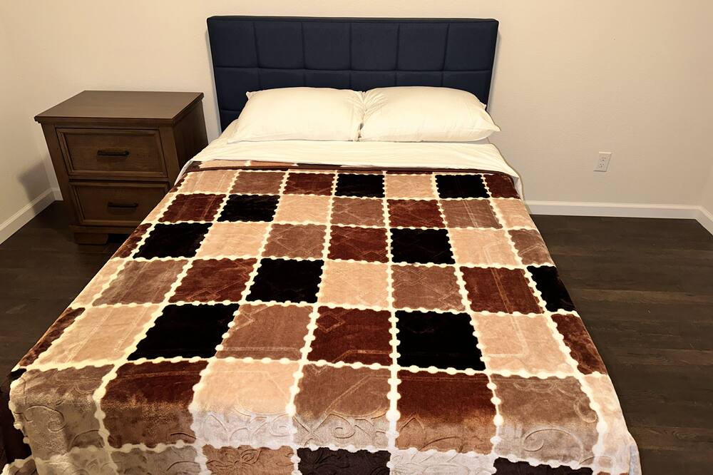 Photo of Bedroom in Salinas