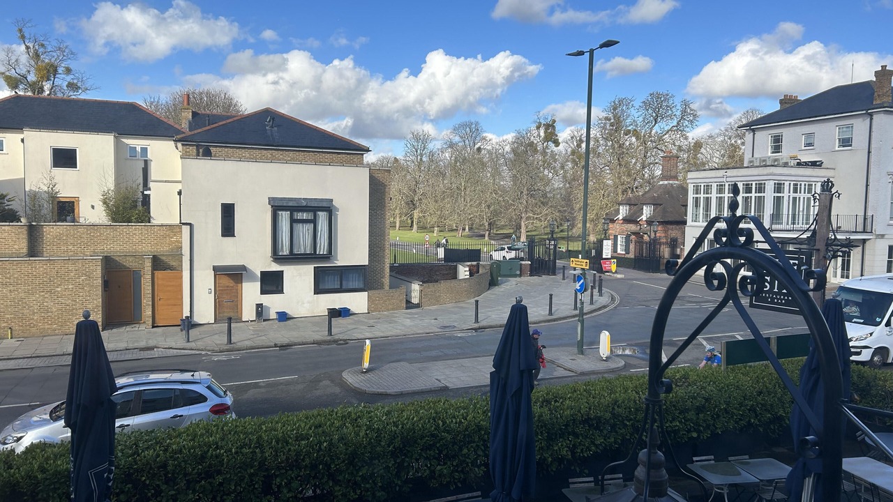 Photo of Bedroom in Richmond-upon-Thames