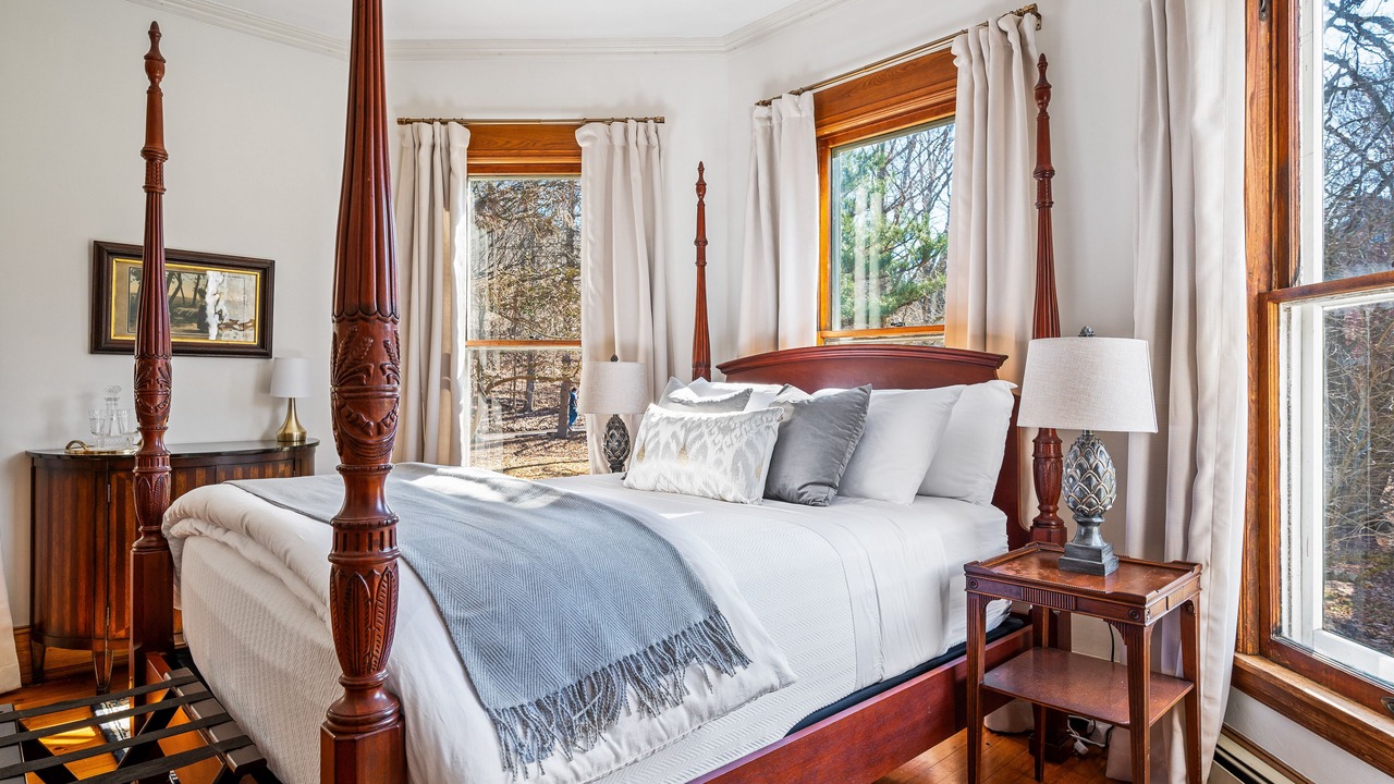 Photo of Bedroom in Newfield
