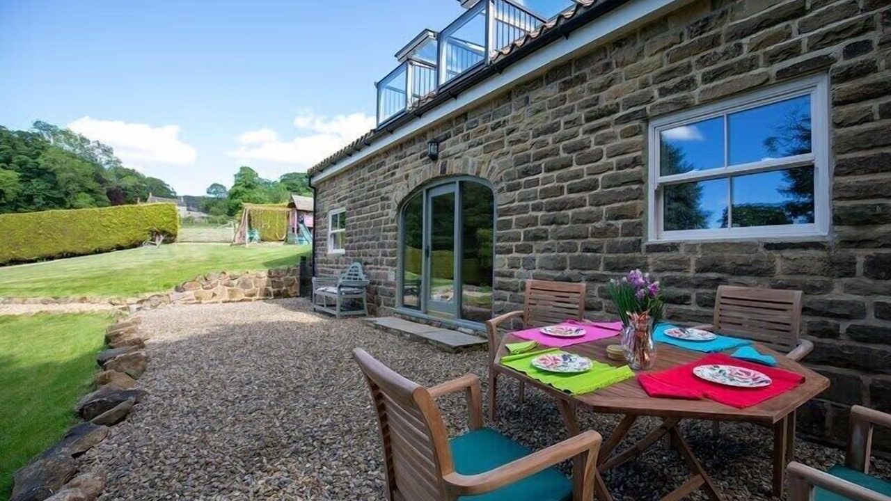 Photo of Outdoor in Chop Gate