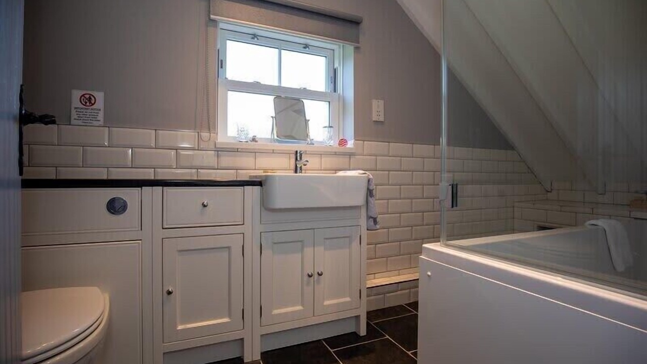 Photo of Others in Chop Gate