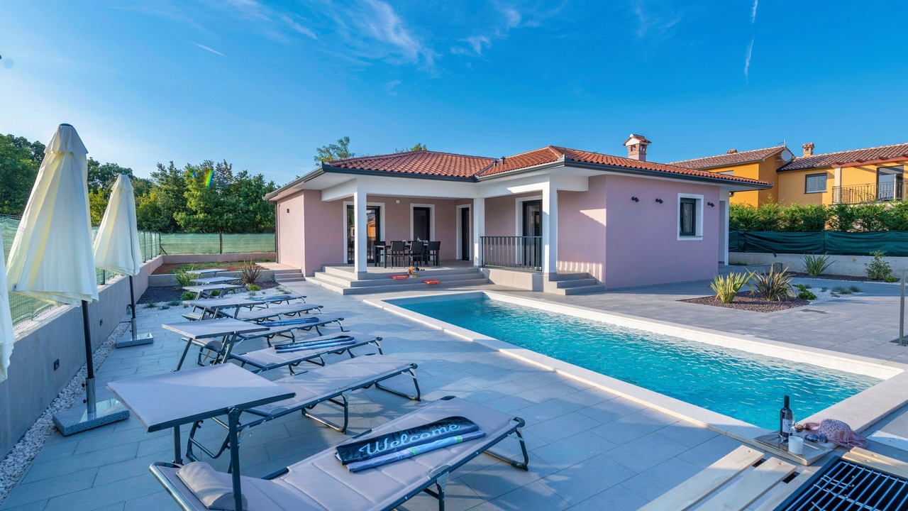 Photo of Outdoor in Nedescina