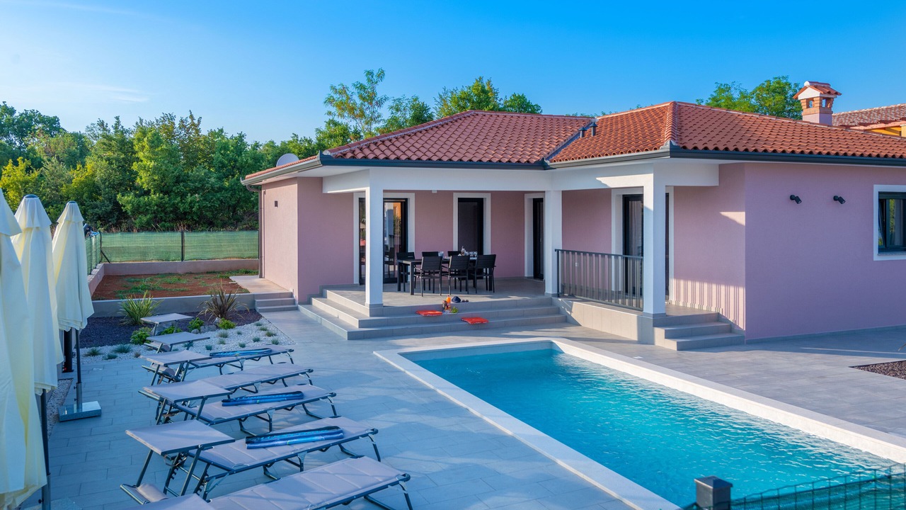 Photo of Outdoor in Nedescina