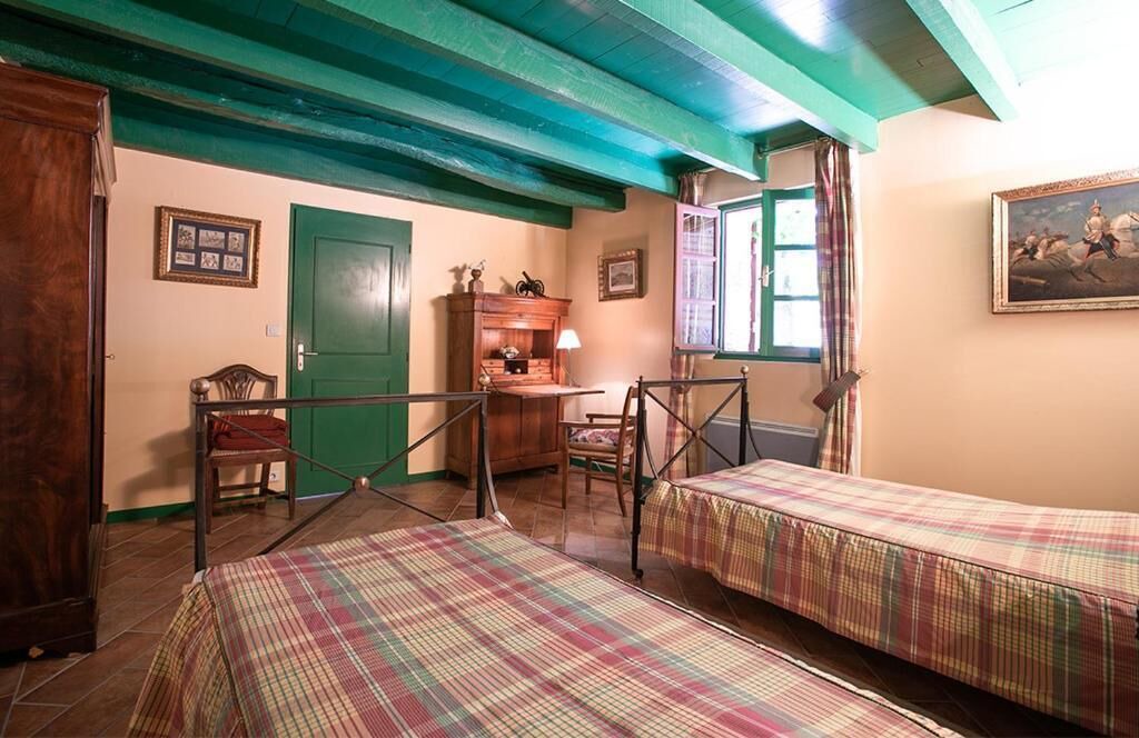 Photo of Bedroom in Tonneins