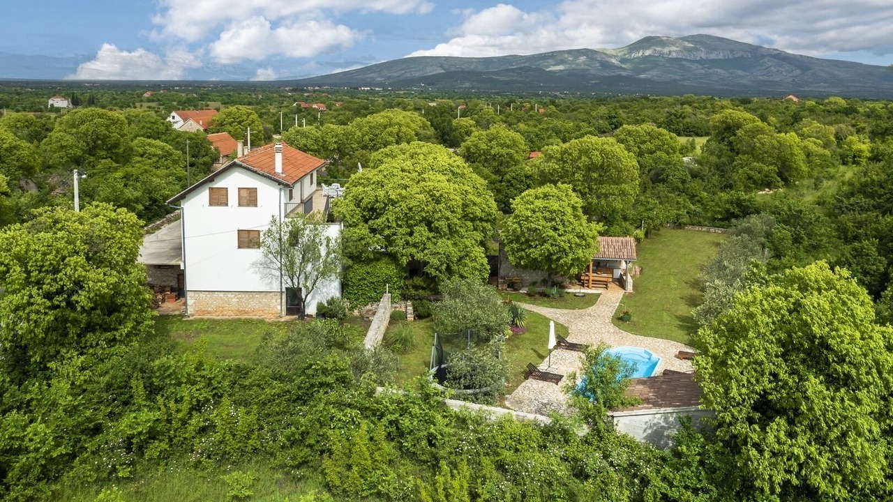 Photo of Outdoor in Puljane