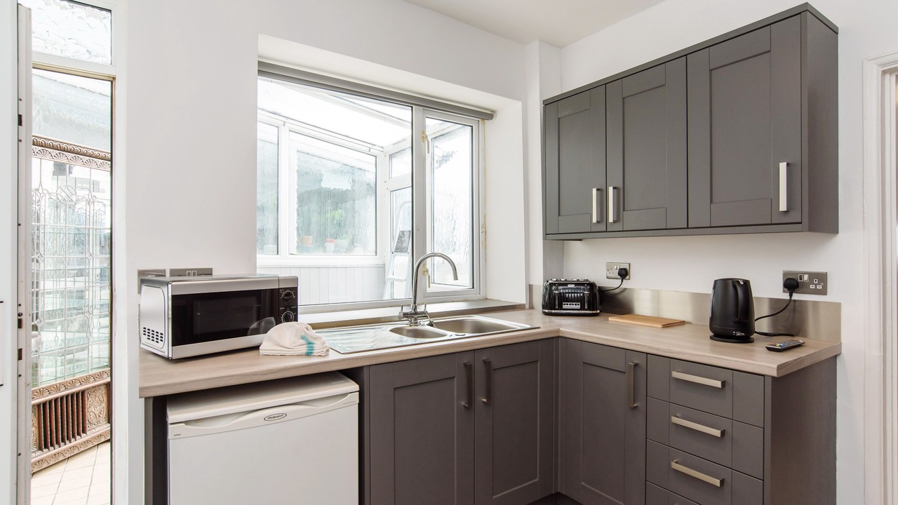 Photo of Kitchen in Gelligaer