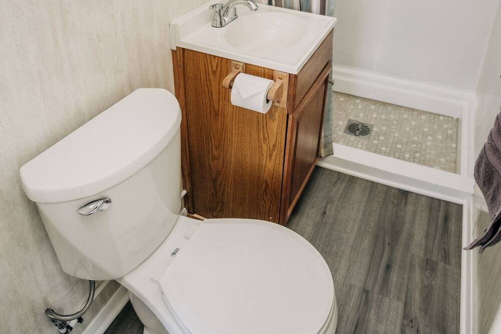 Photo of Bathroom in Gaines