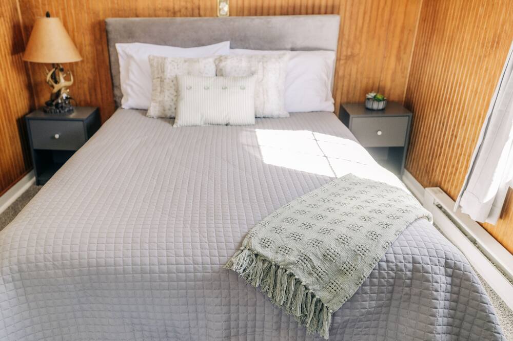 Photo of Bedroom in Gaines