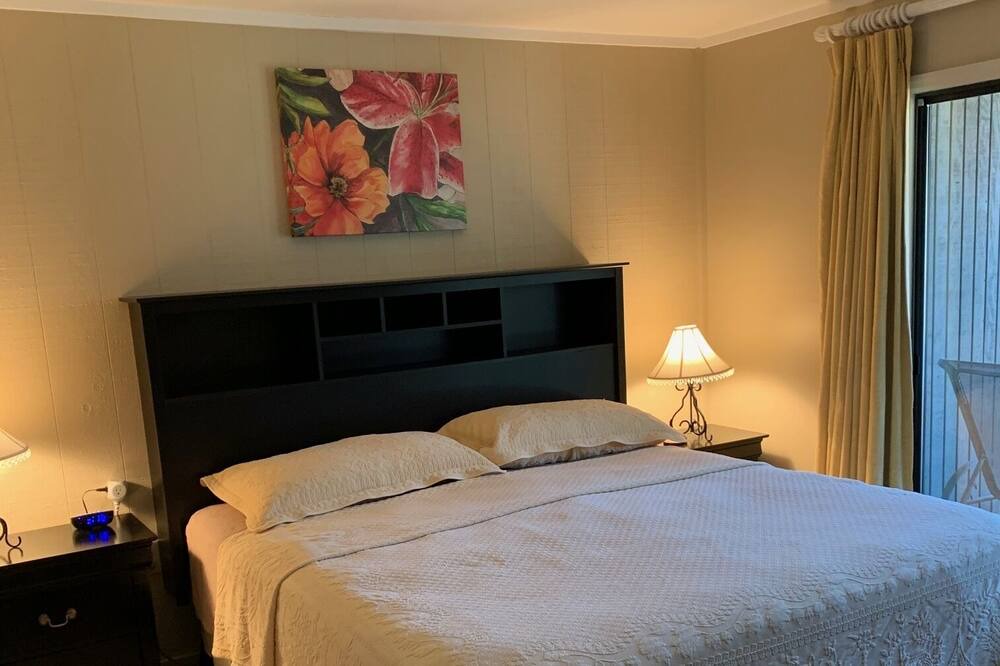 Photo of Bedroom in Big Canoe