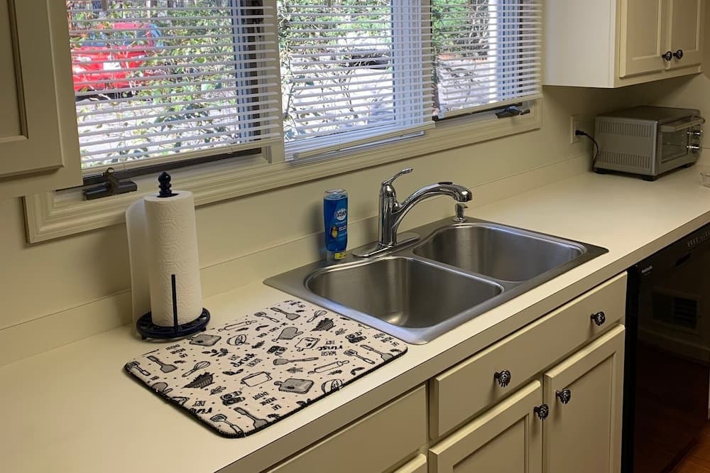 Photo of Kitchen in Big Canoe