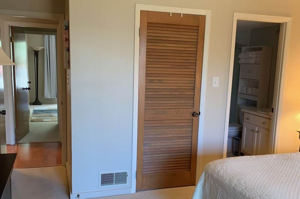 Photo of Bedroom in Big Canoe