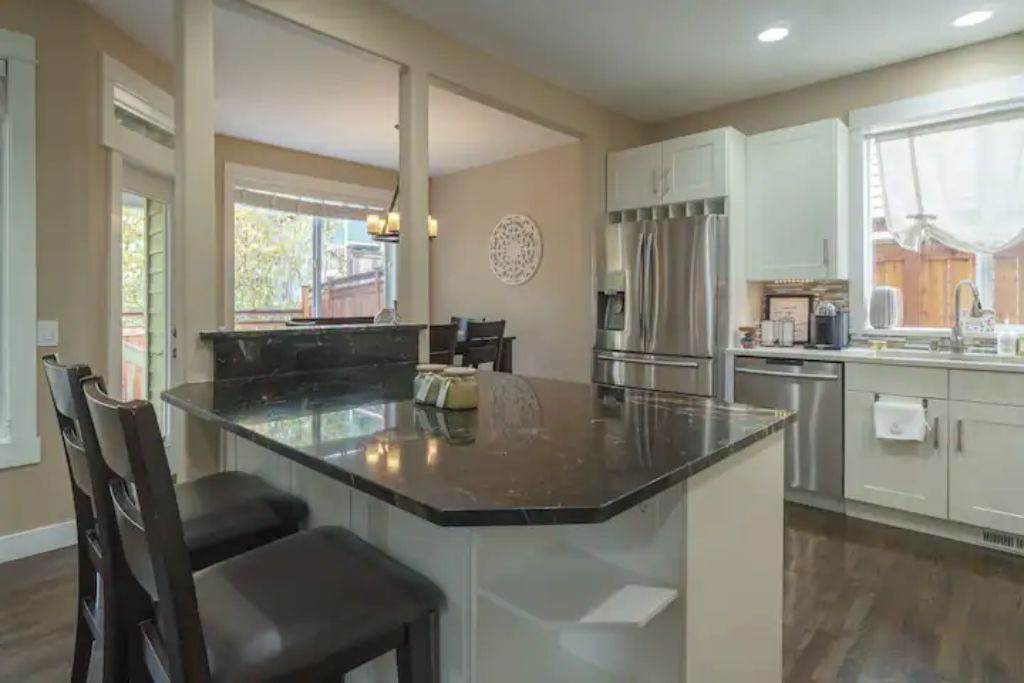 Photo of Kitchen in Paine Field-Lake Stickney