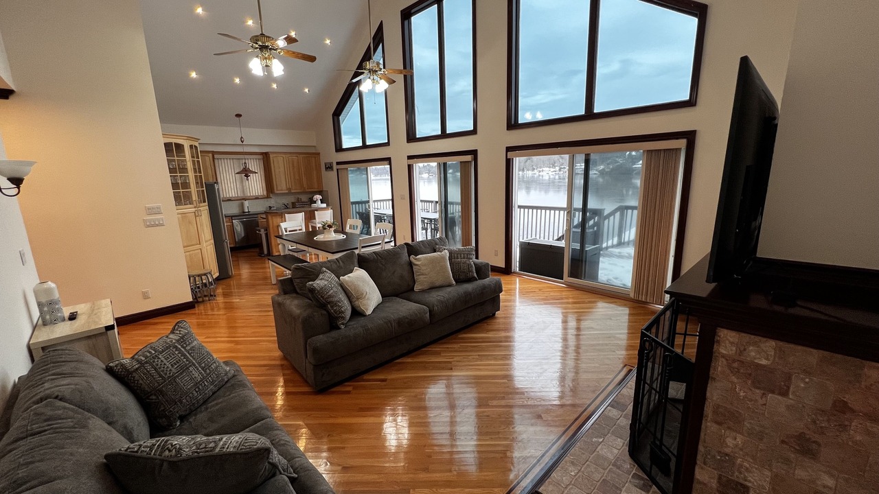 Photo of Livingroom in Kauneonga Lake