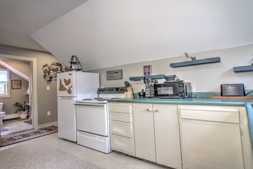 Photo of Kitchen in Londonderry