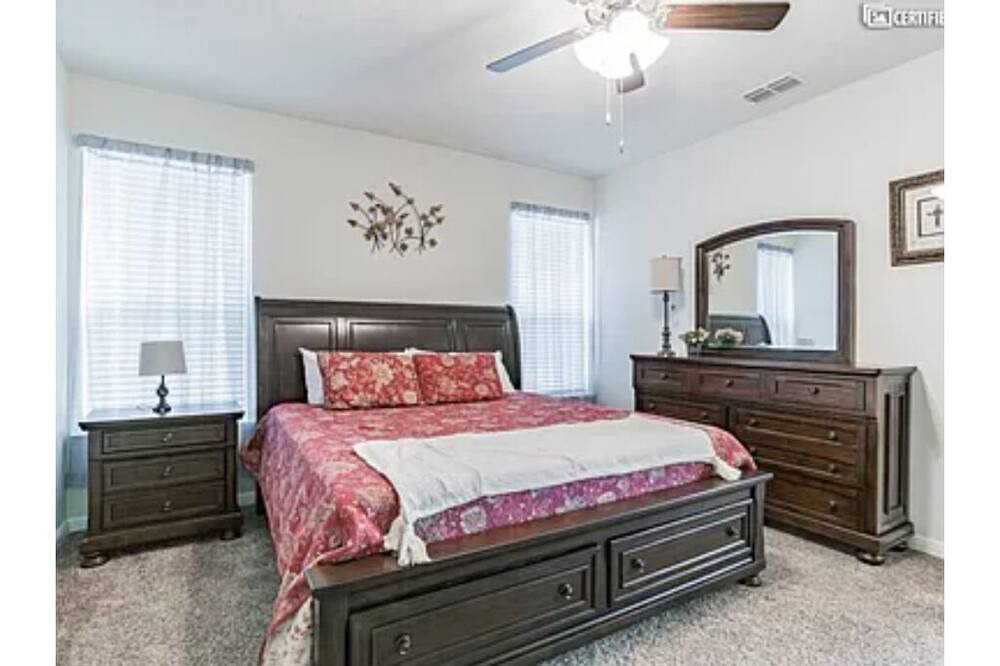 Photo of Bedroom in Azle