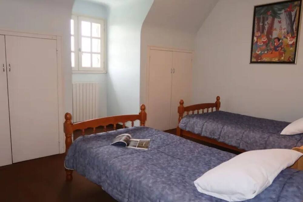 Photo of Bedroom in La Foret-Fouesnant