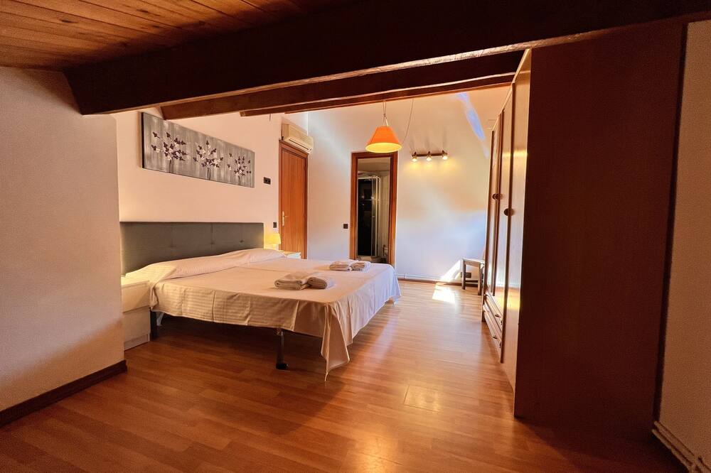 Photo of Bedroom in Castelldefels