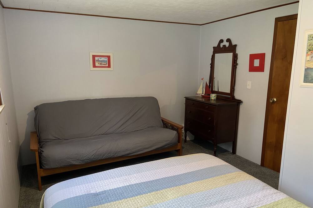 Photo of Bedroom in Branch