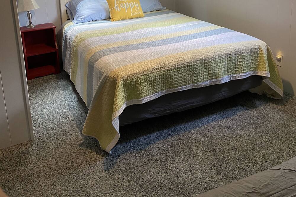 Photo of Bedroom in Branch