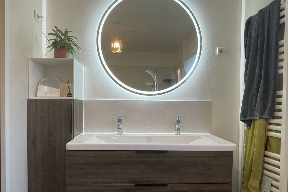 Photo of Bathroom in Mulsanne