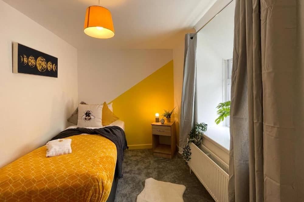 Photo of Bedroom in Ebbw Vale