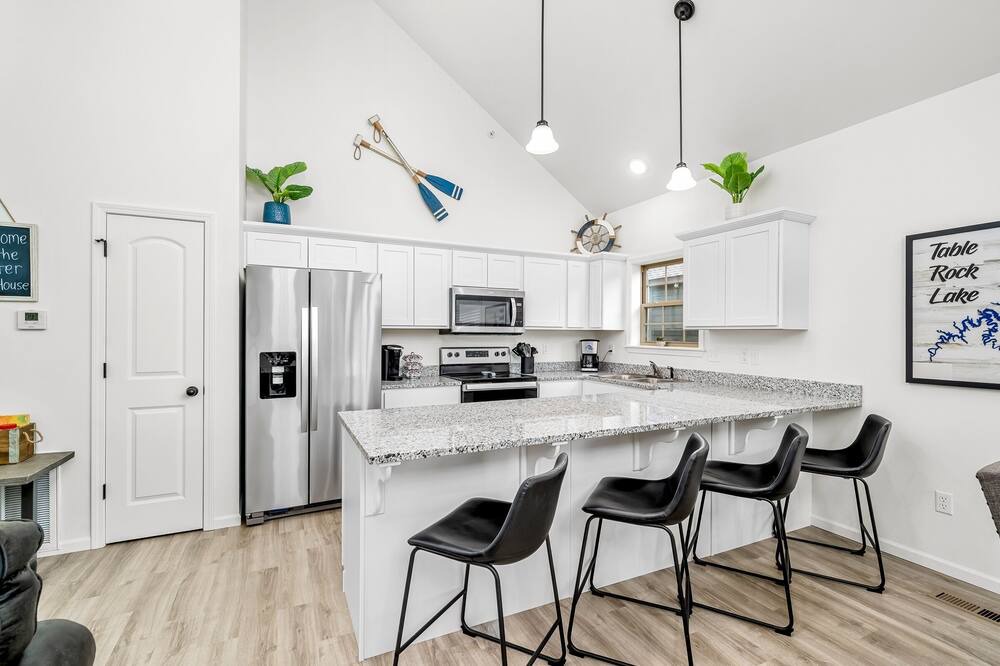 Photo of Kitchen in Lampe
