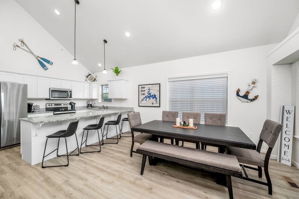Photo of Kitchen in Lampe