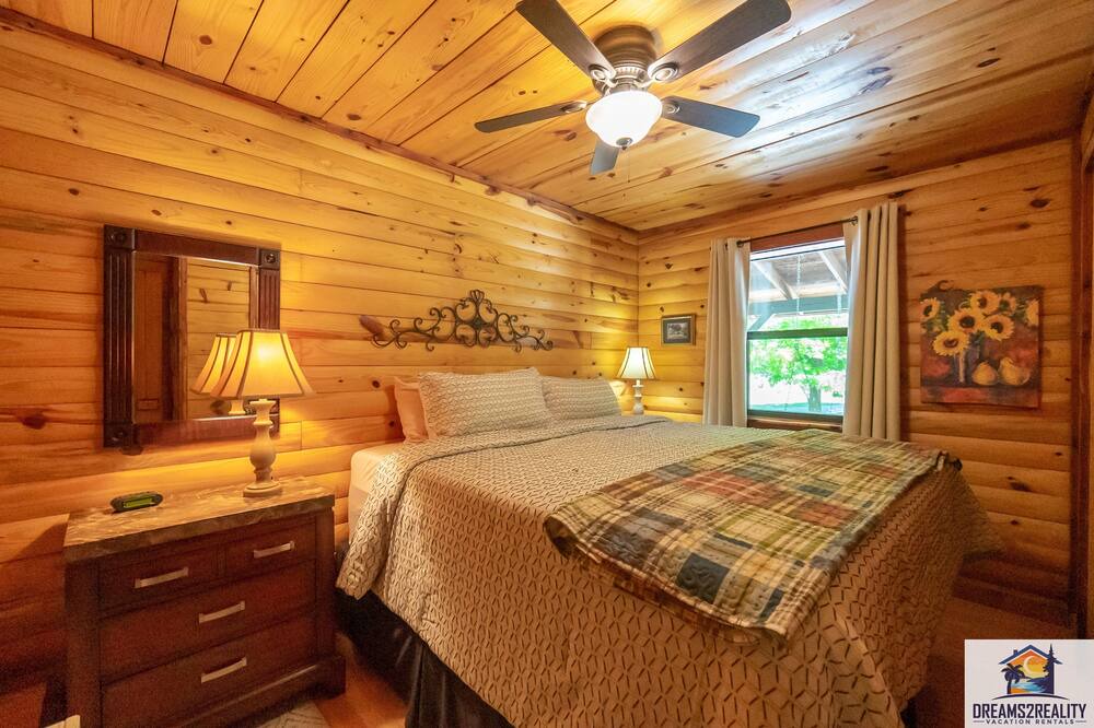Photo of Bedroom in Mountain View