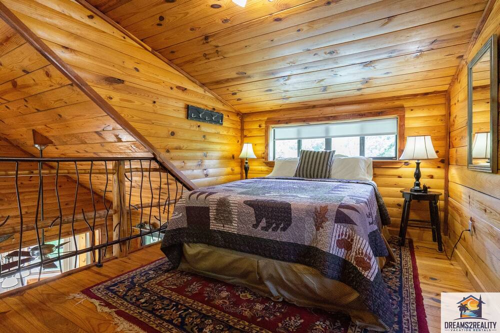 Photo of Bedroom in Mountain View