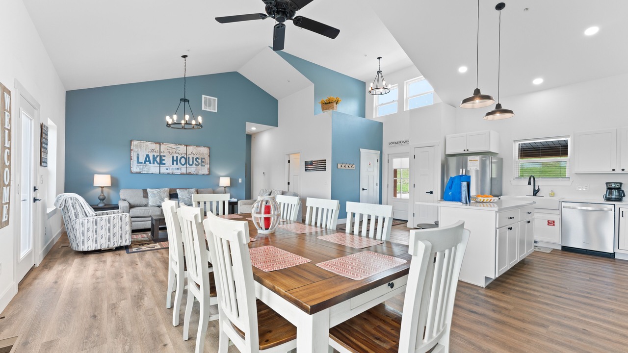 Photo of Others in Table Rock