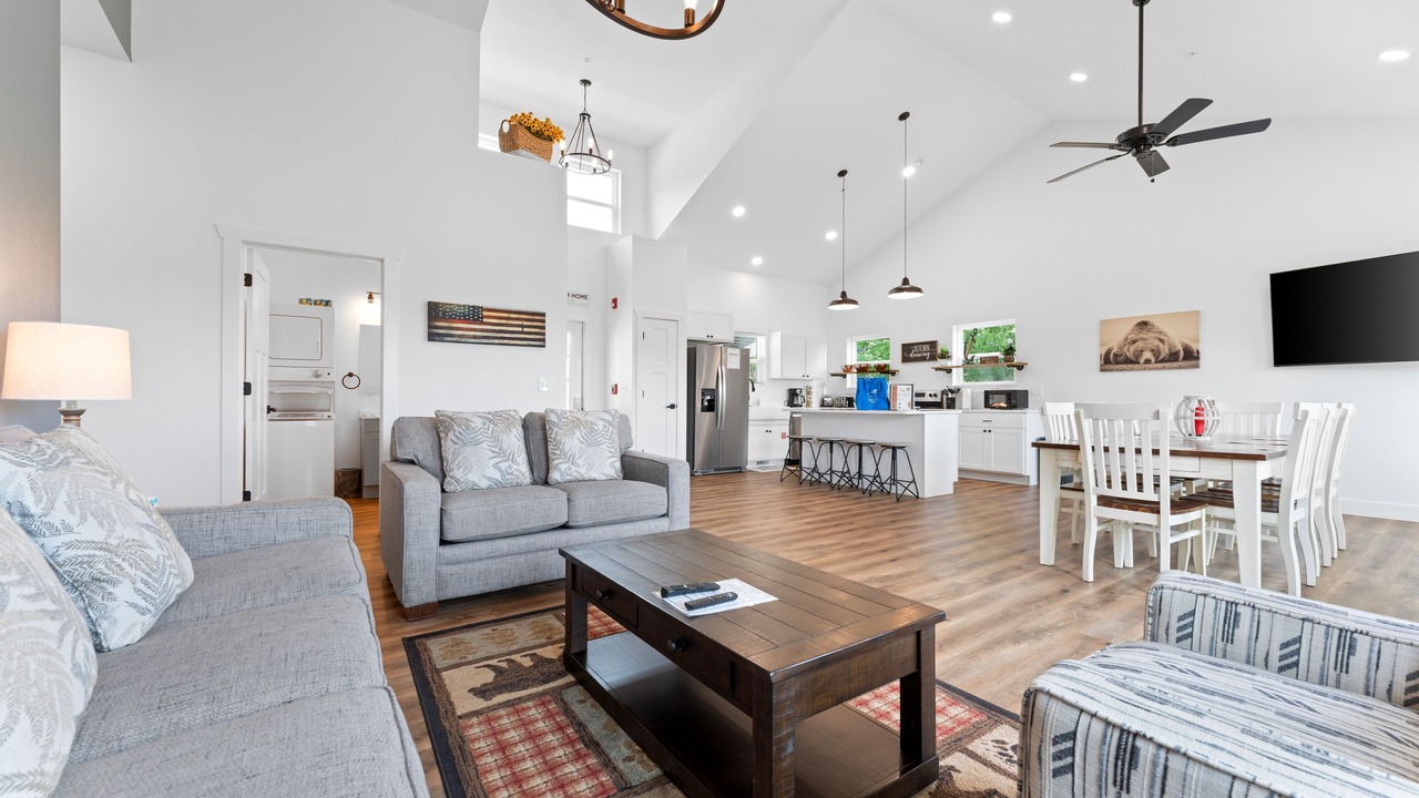 Photo of Others in Table Rock