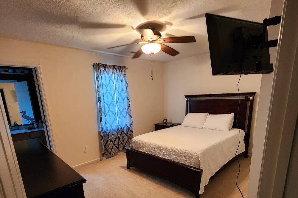 Photo of Bedroom in Richlands