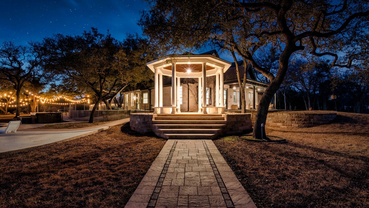 Photo of Outdoor in Shady Hollow