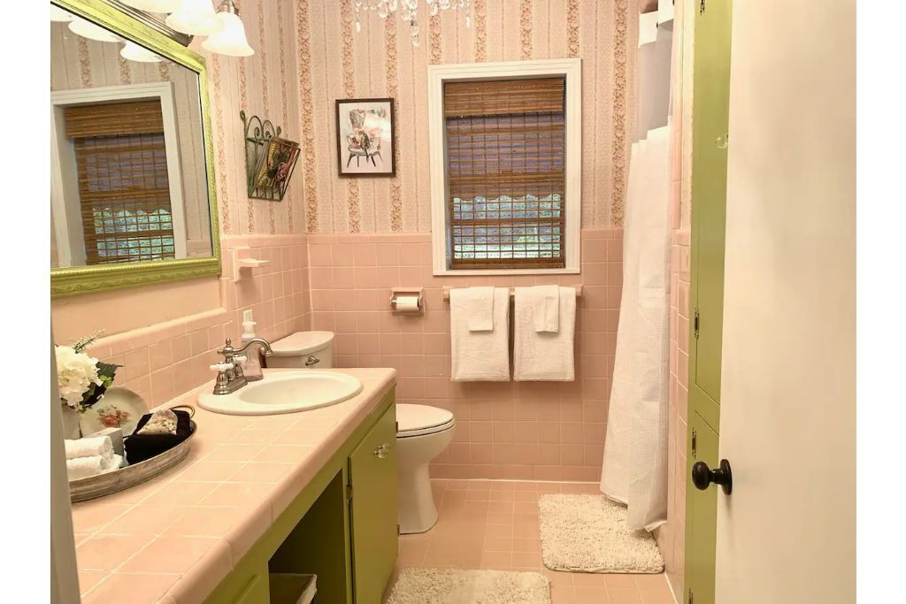 Photo of Bathroom in Laurel