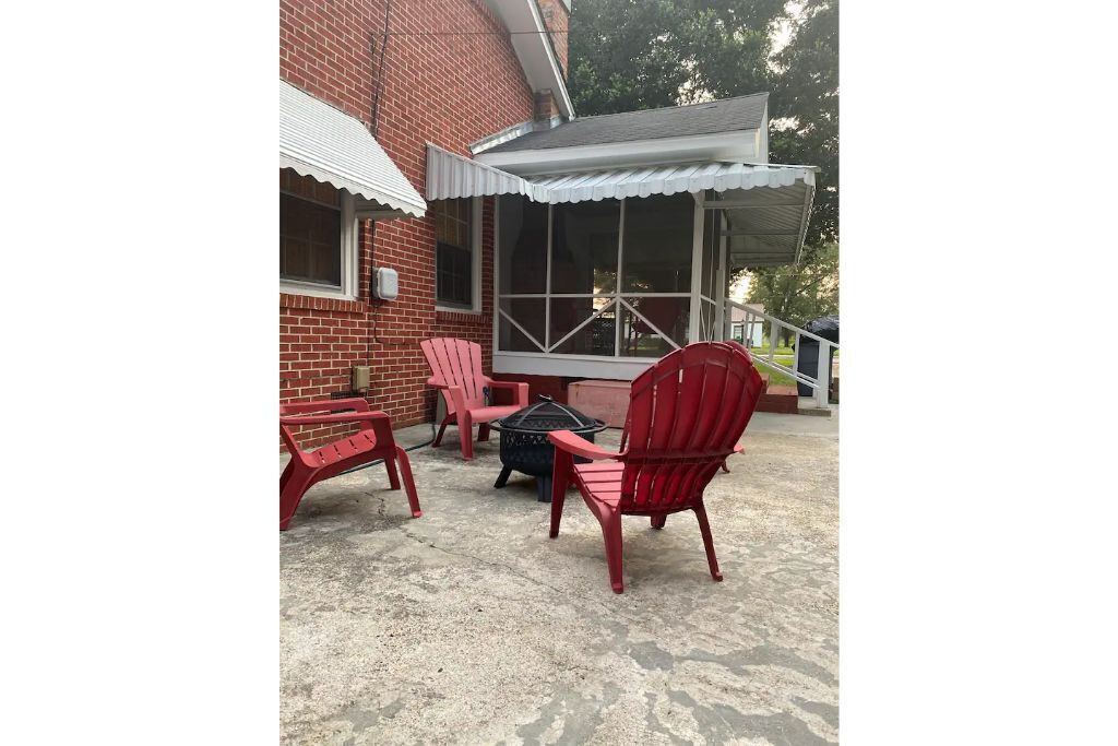 Photo of Outdoor in Laurel