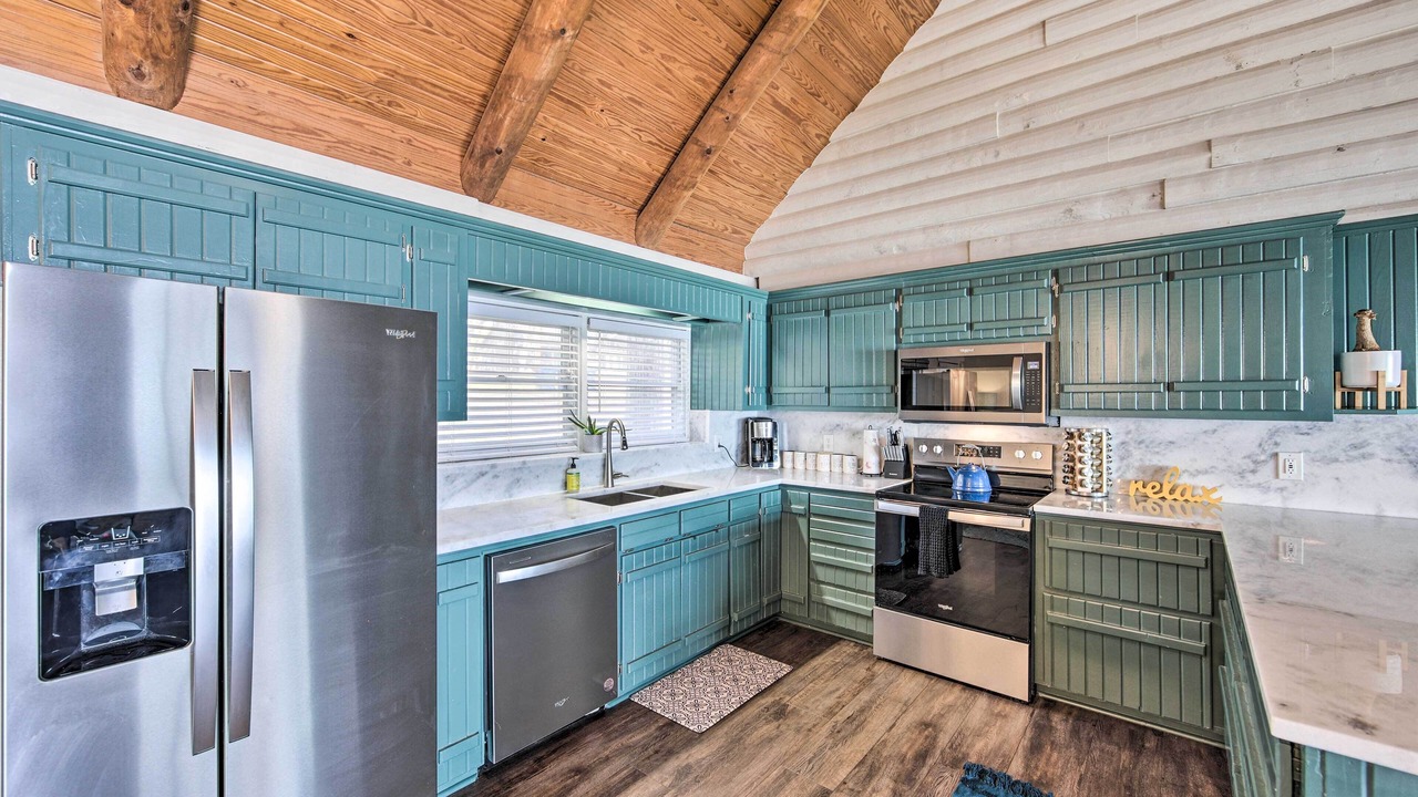 Photo of Kitchen in Gun Barrel City