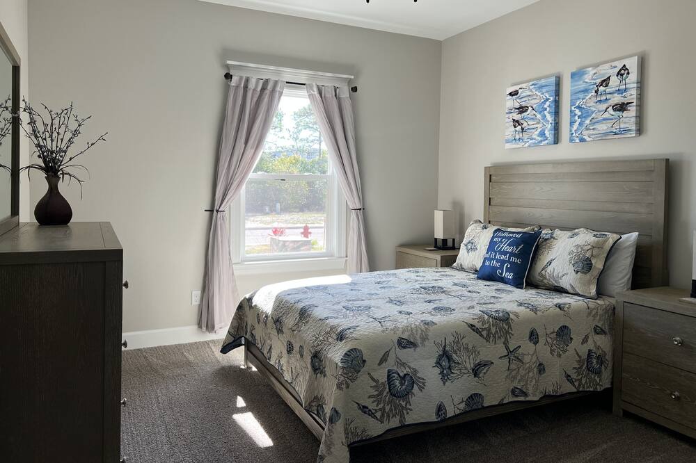 Photo of Bedroom in Carrabelle