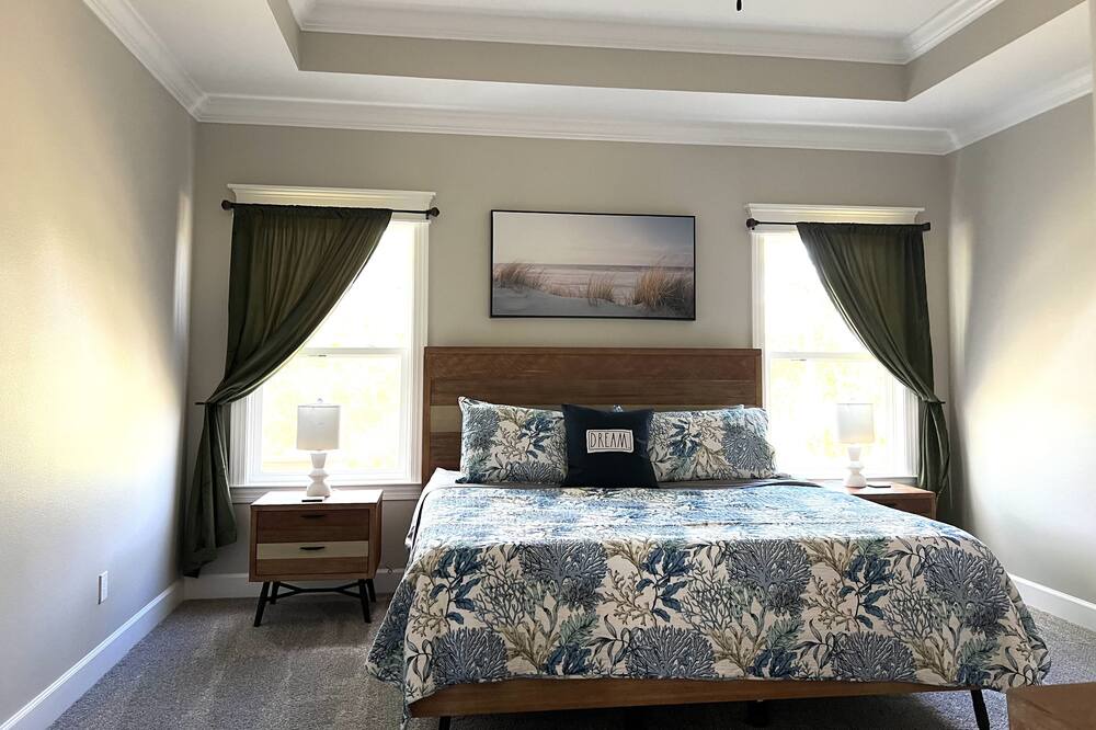 Photo of Bedroom in Carrabelle