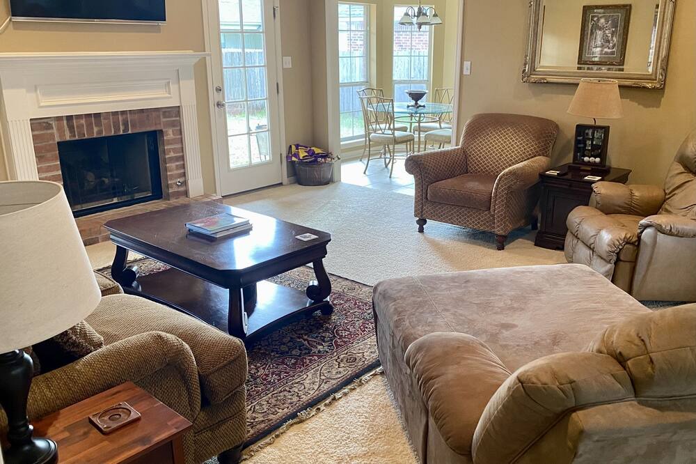 Photo of Livingroom in Shreveport
