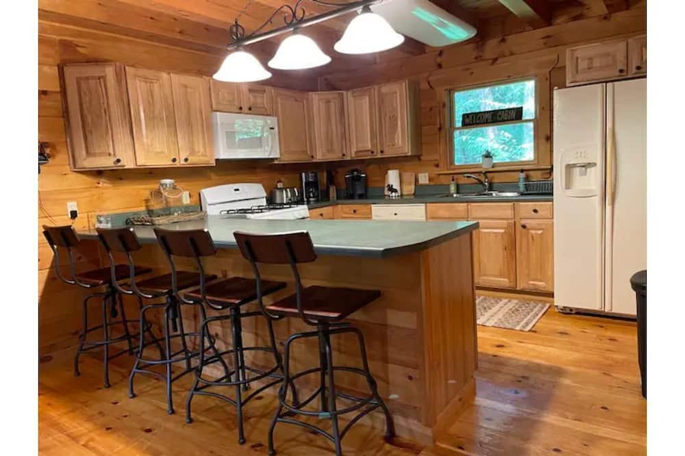 Photo of Kitchen in Beach Lake