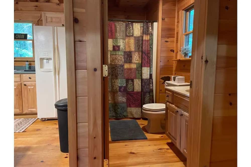 Photo of Bathroom in Beach Lake
