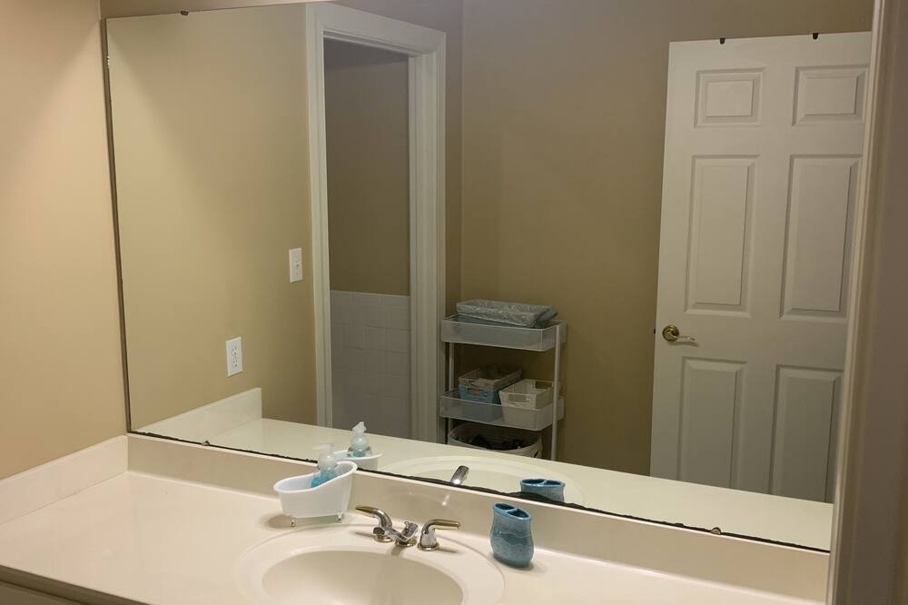 Photo of Bathroom in Eufaula