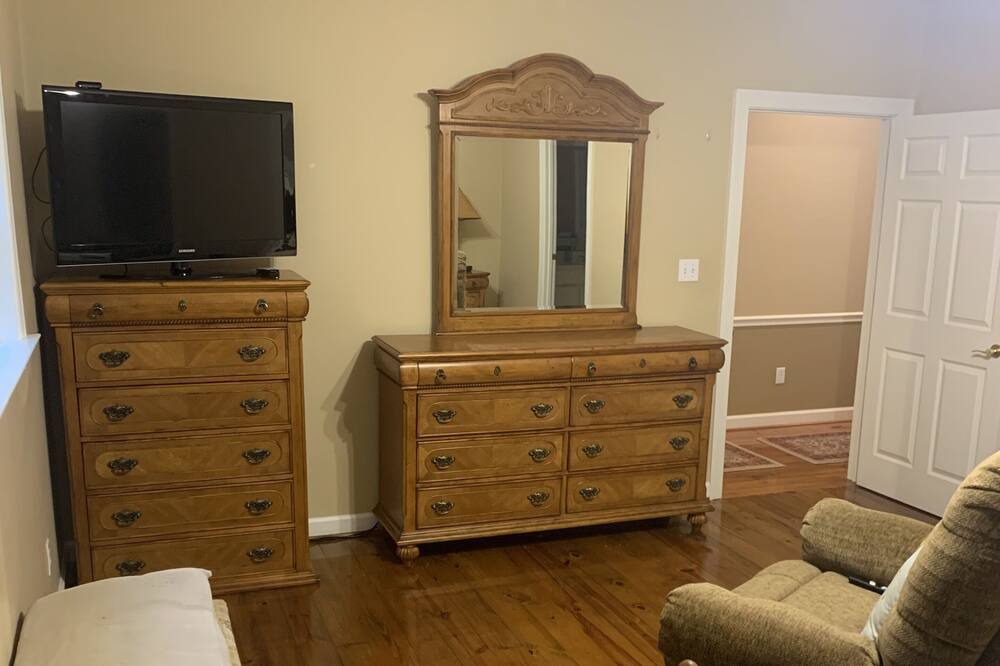 Photo of Bedroom in Eufaula