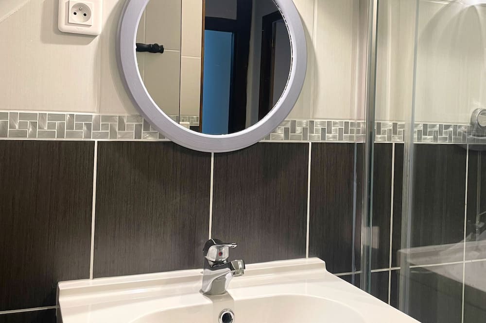 Photo of Bathroom in Basseneville