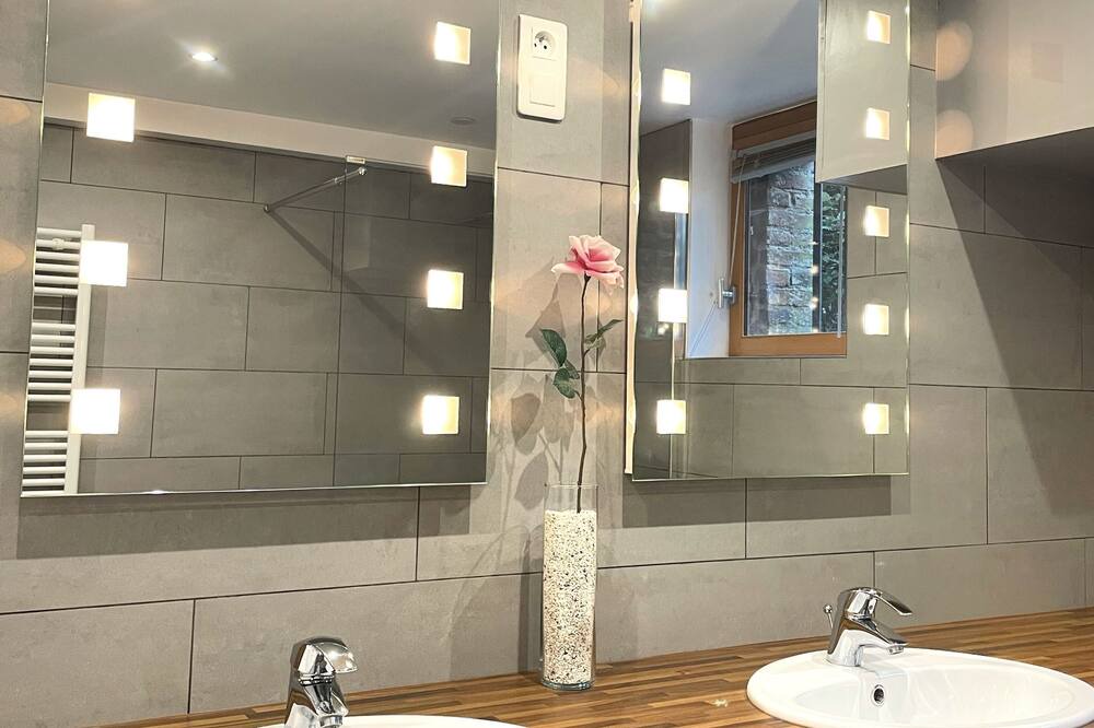 Photo of Bathroom in Basseneville