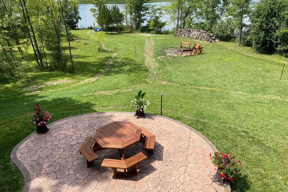 Photo of Outdoor in Lapeer