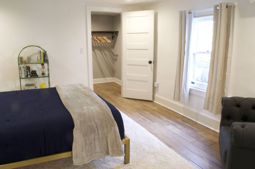 Photo of Bedroom in Historic Montford