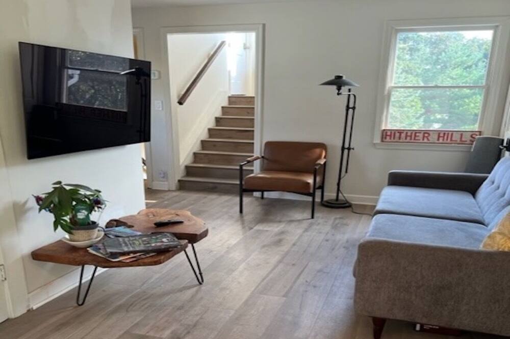 Photo of Others in Greenwich